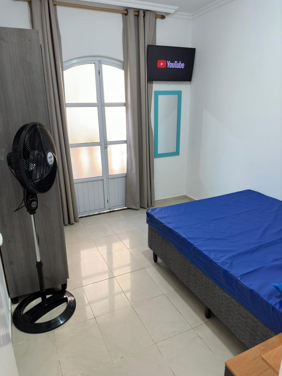 Apartamento frente ao mar com varanda e piscina Praia Grande (Santos) Exterior foto